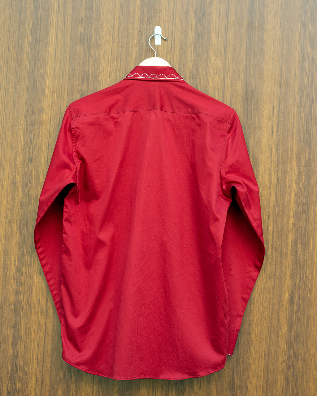 Red Collar Stitch Shirt