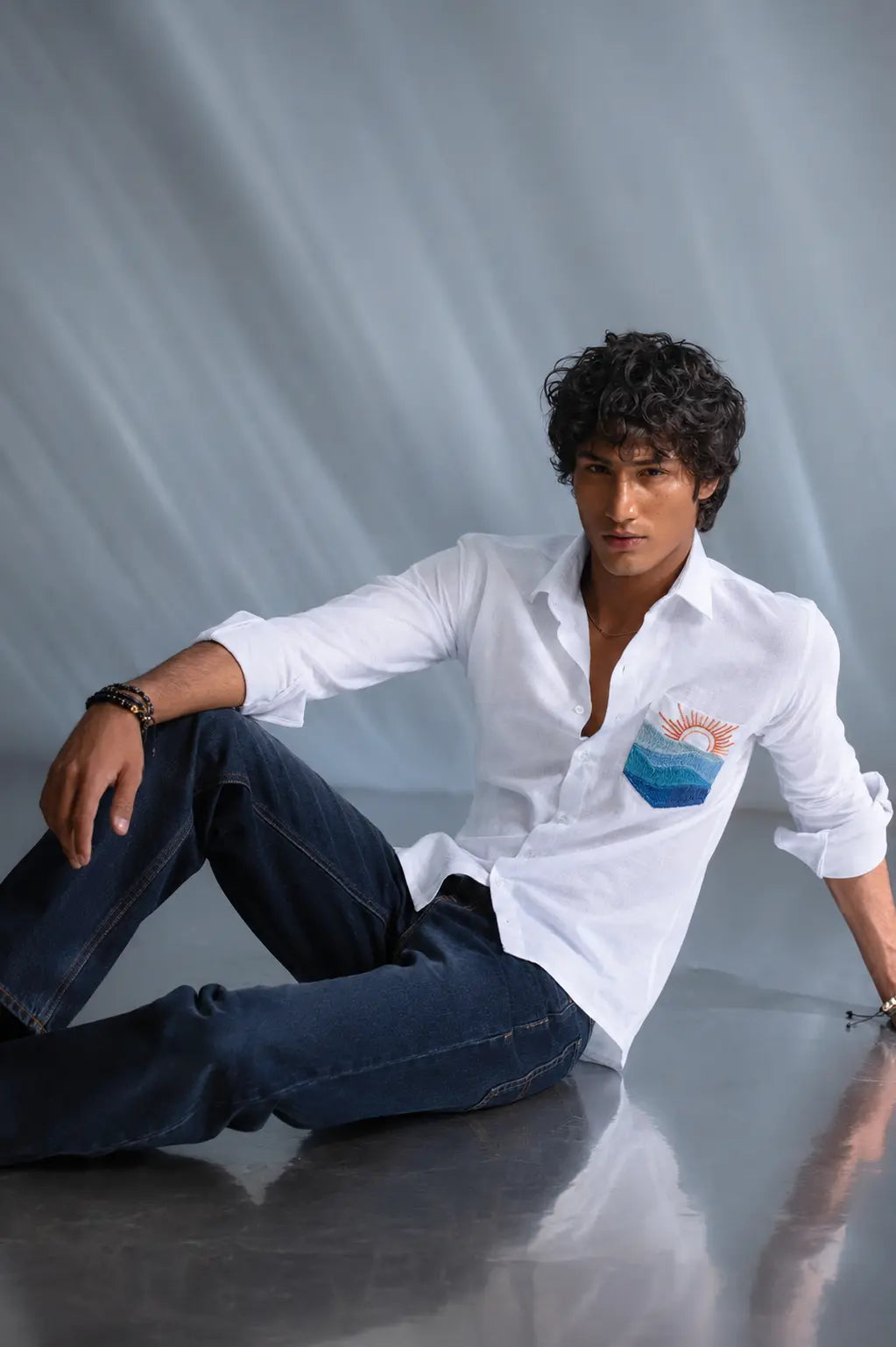 White Pocket Embroidery Shirt